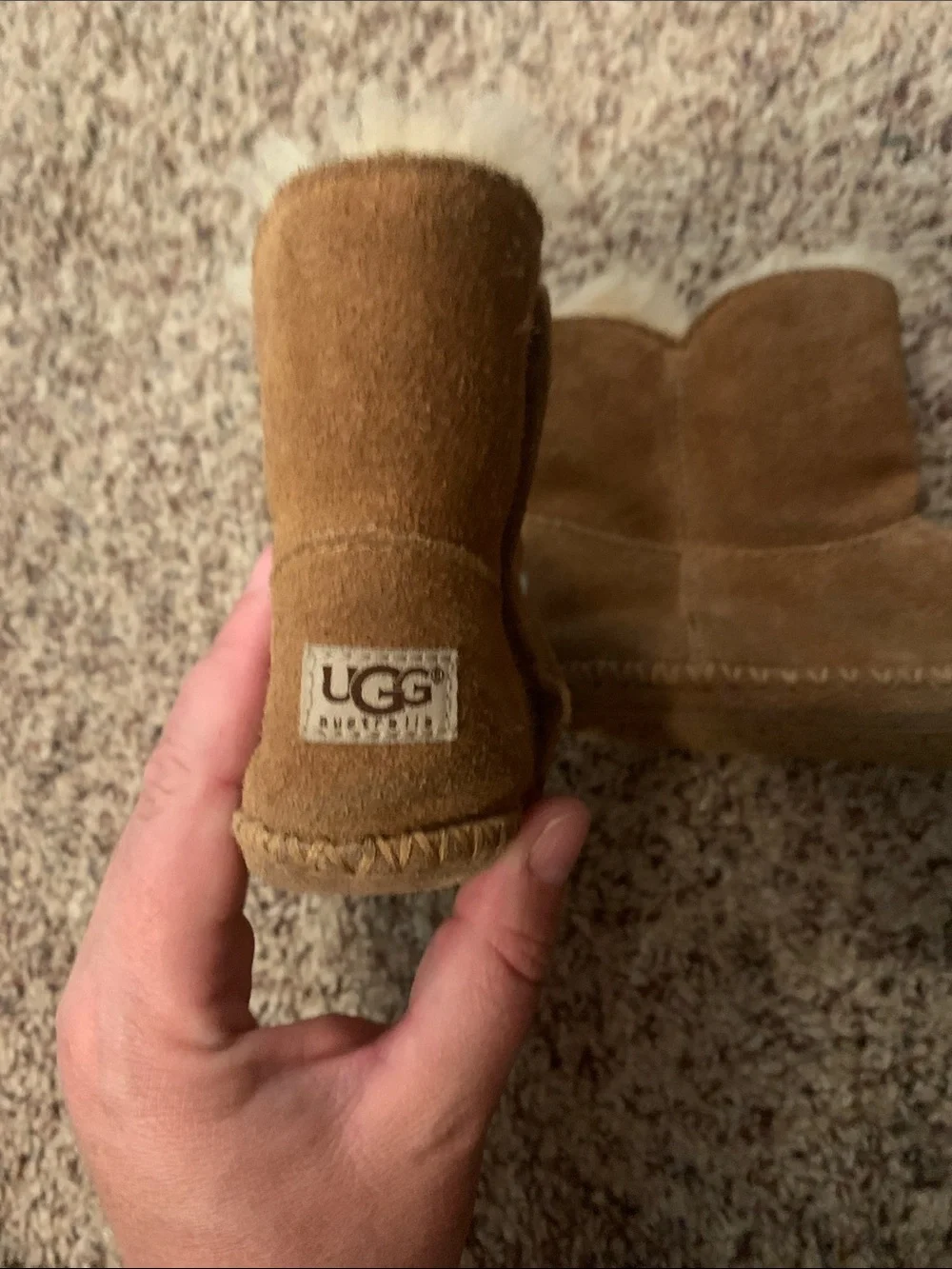 UGG Classic Short Suede Toddler Boots in Chestnut Brown 4/5